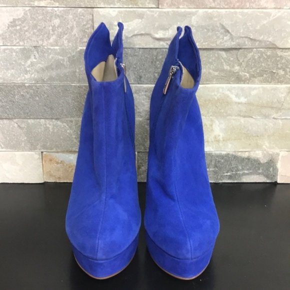 Kristin Cavallari by Chinese Laundry Lavish Bootie - Picture 7 of 13